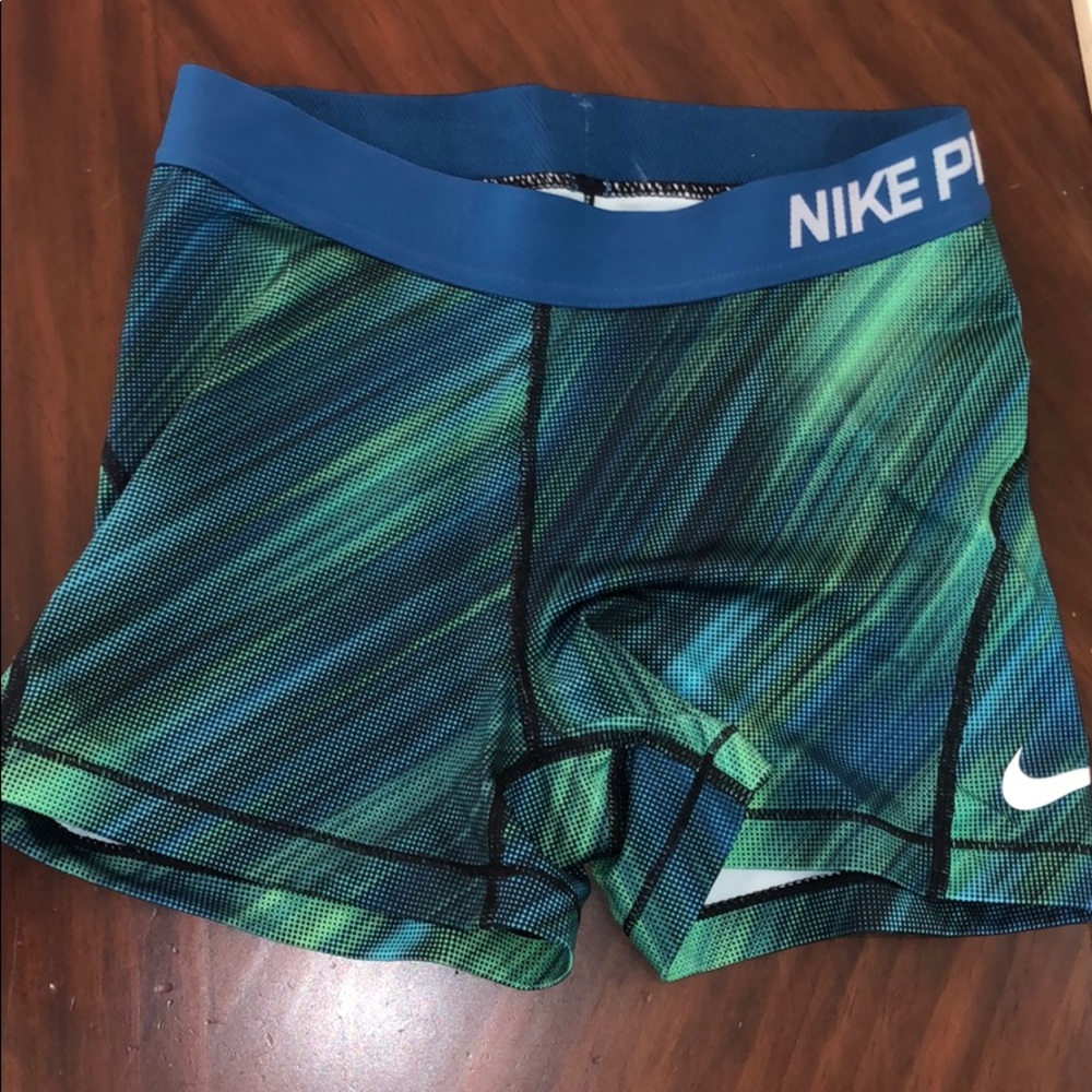 Nike Pro spandex shorts size medium